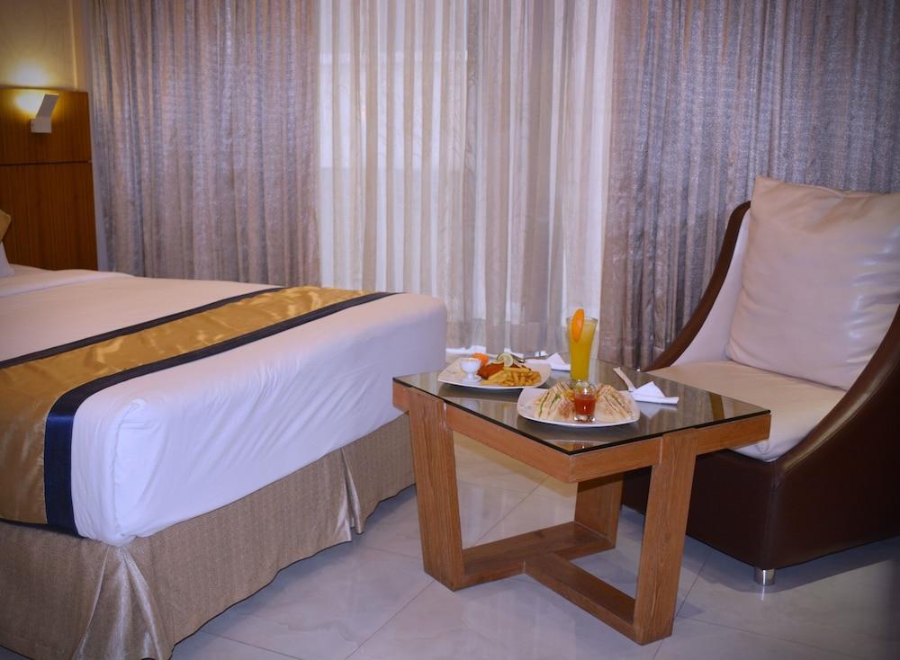 Asia Hotel & Resorts Дака Екстериор снимка