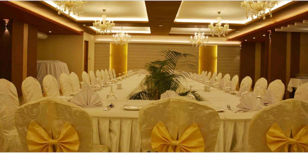 Asia Hotel & Resorts Дака Екстериор снимка