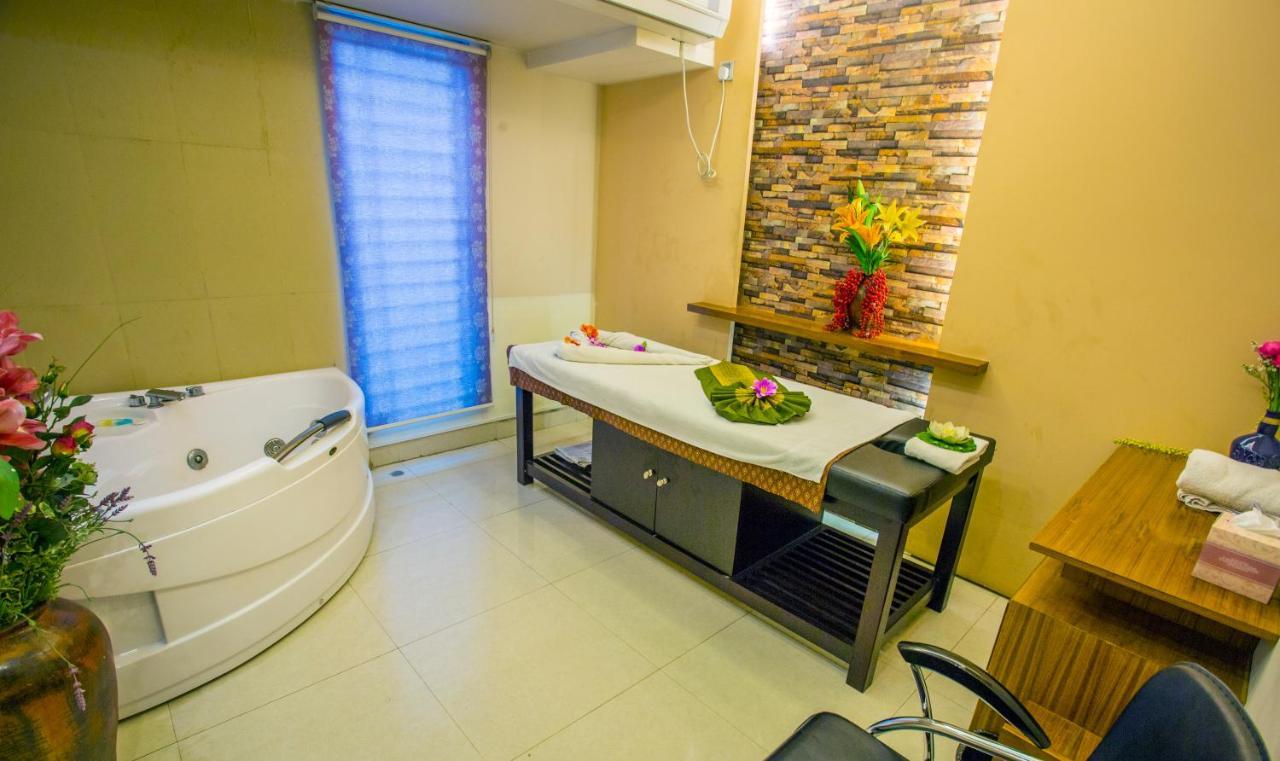 Asia Hotel & Resorts Дака Екстериор снимка